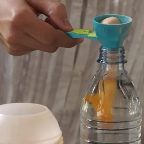 Compact Leak-Proof Spoon